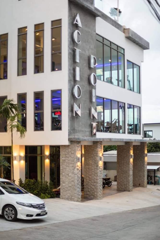 Action Point Fitness Resort 30/34