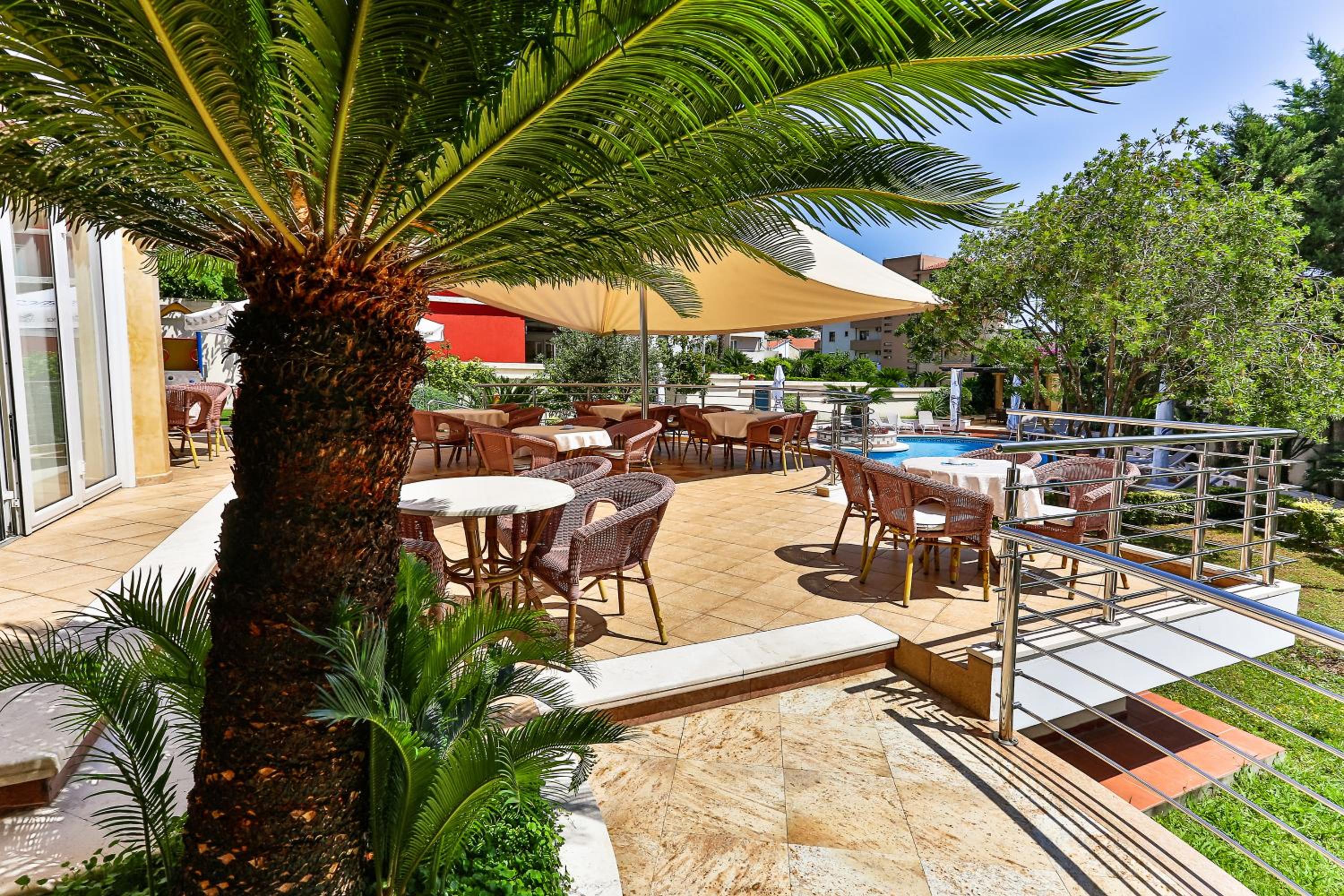 Hotel Max Prestige 46/50
