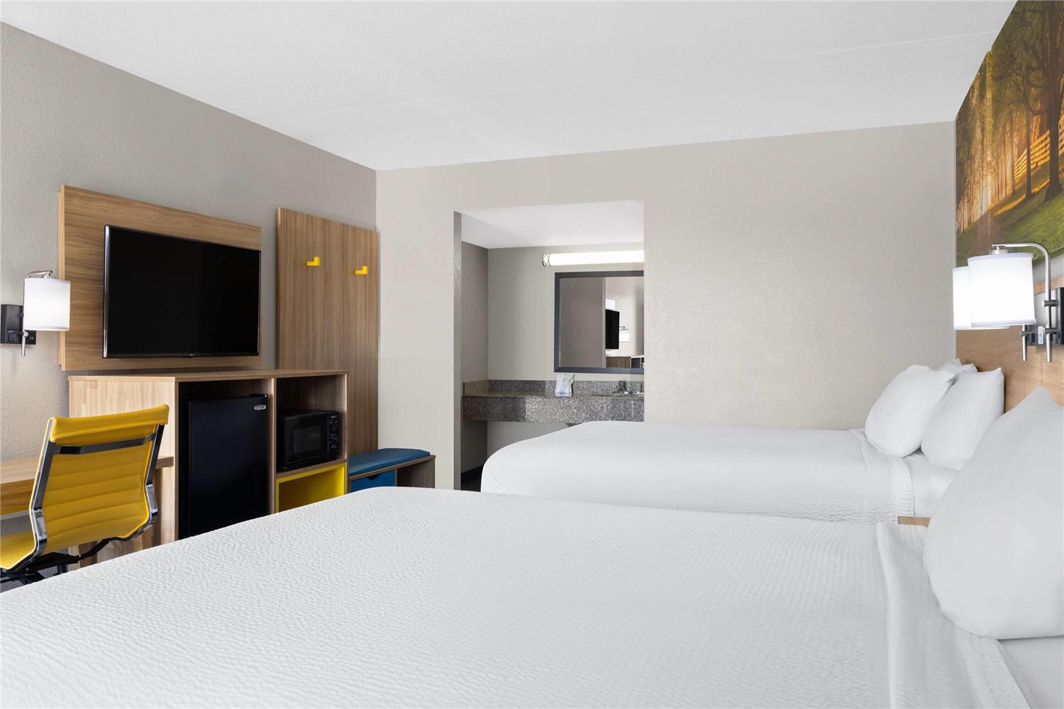 Days Inn By Wyndham Conway 10/33