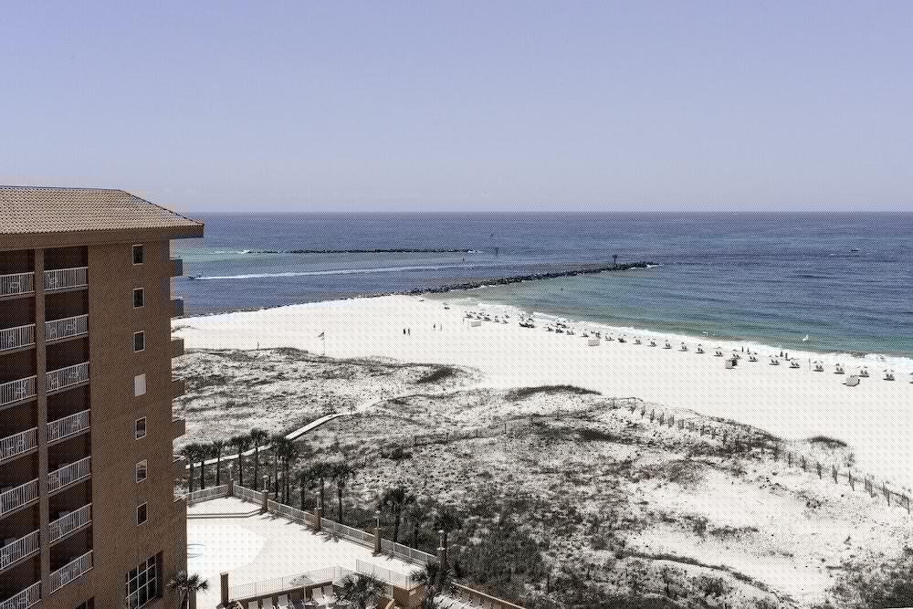 Perdido Beach Resort 24/65