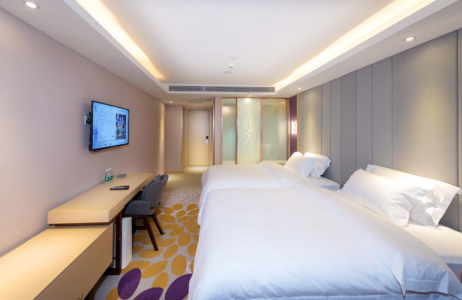 Lavande Hotel (Yingde Yingzhou Avenue) 14/46