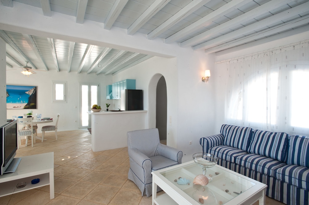 Sofia's Bungalows Mykonos 54/82