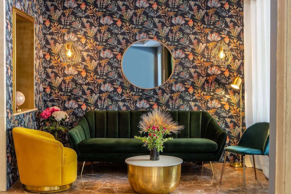 Bloom Hotel Roma 57/75