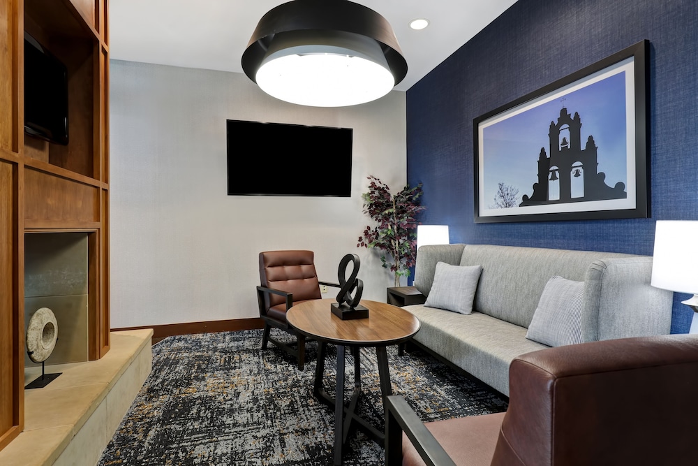 Hyatt Place San Antonio–North/Stone Oak 34/62
