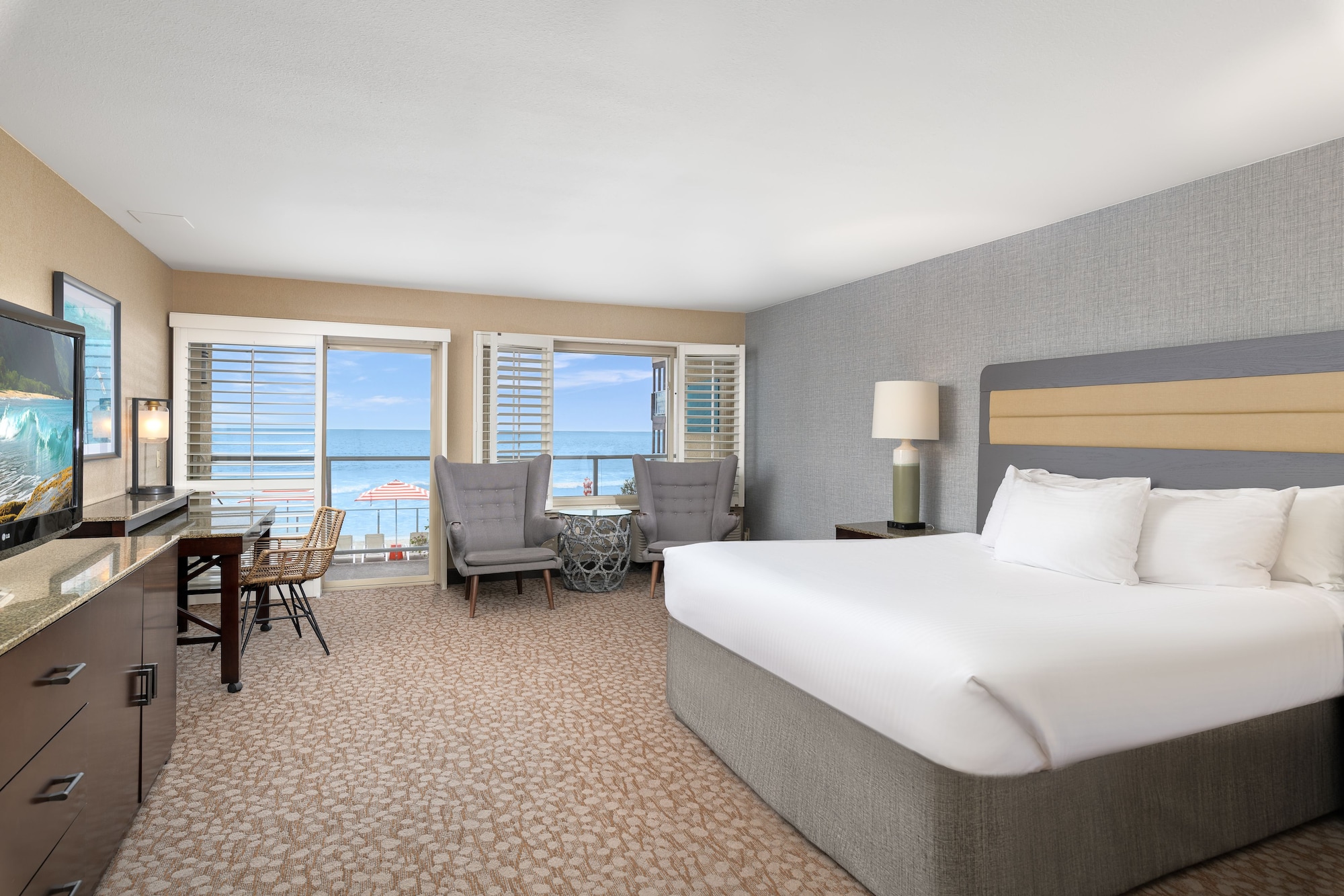 Room, King Bed, Pool and Ocean View, Pool Terrace
