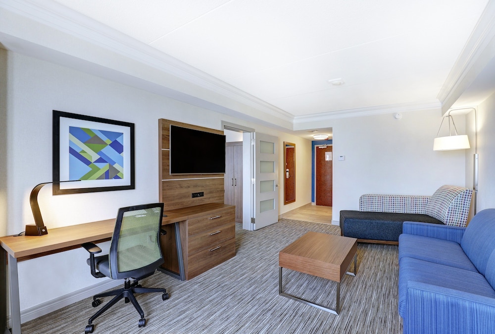 Holiday Inn Express Whitby Oshawa An Ihg Hotel 56/78