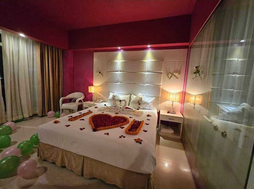 OCEAN PARADISE HOTEL AND RESORT 28/54