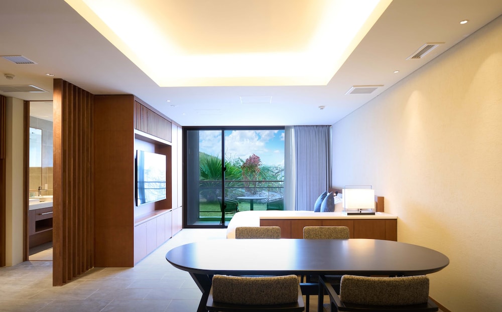 Away Okinawa Kouri Island Resort 28/50