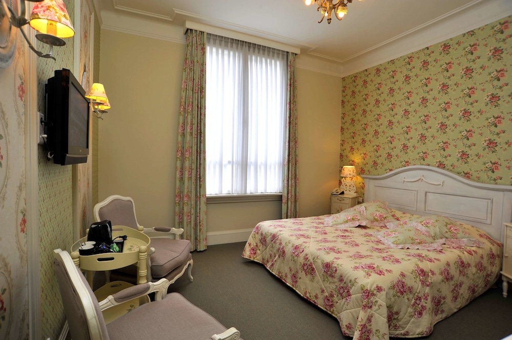 Golden Tulip West Ende 27/73