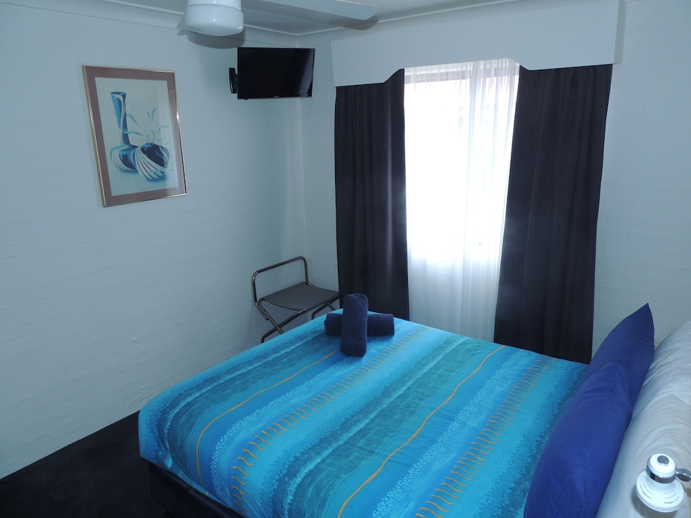 ARGYLE TERRACE MOTOR INN 16/38