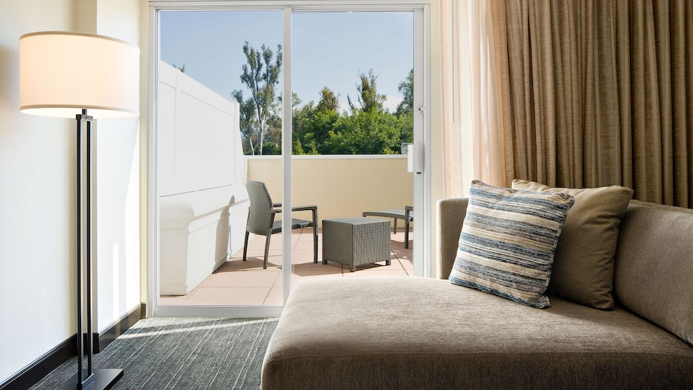 HYATT REGENCY VALENCIA 25/50