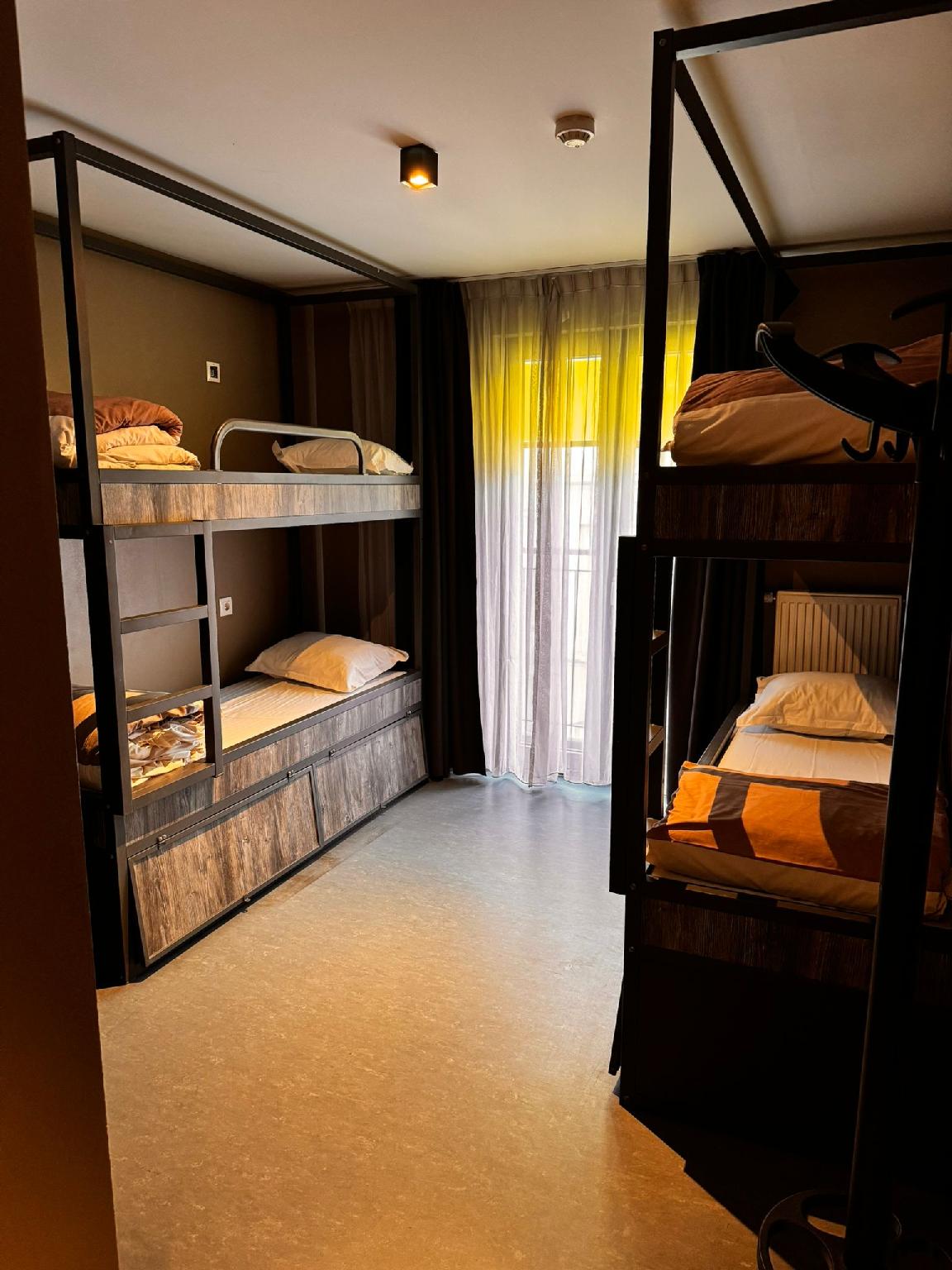 Private, Mixed Dorm, Shared Bathroom