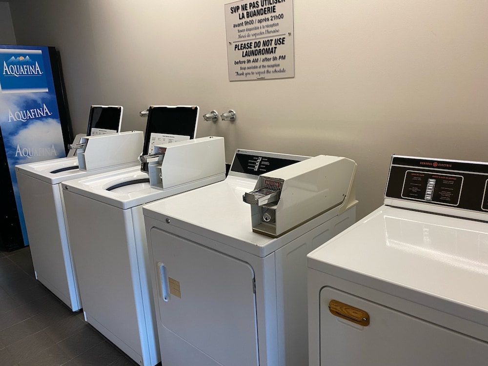 Travelodge by Wyndham Drummondville 41/50