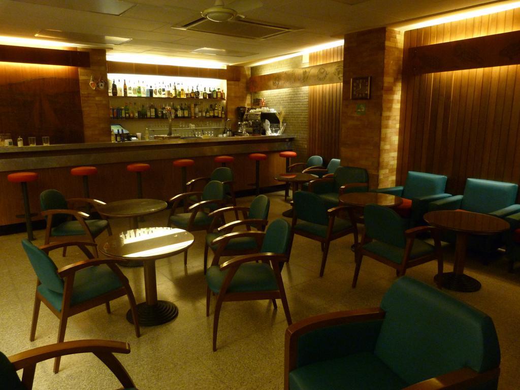 Hostal Rom 35/39