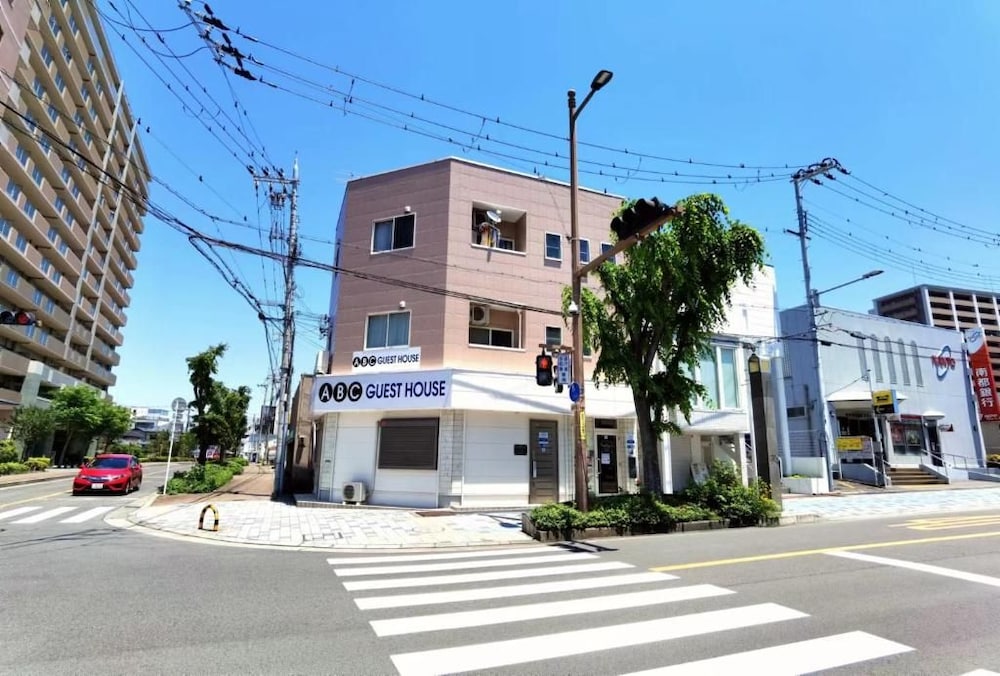 ABC Guest House 48/50
