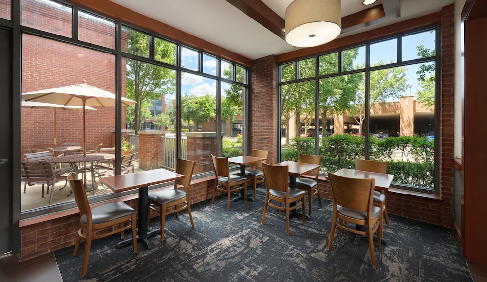 Hyatt Place Columbus Osu 44/70