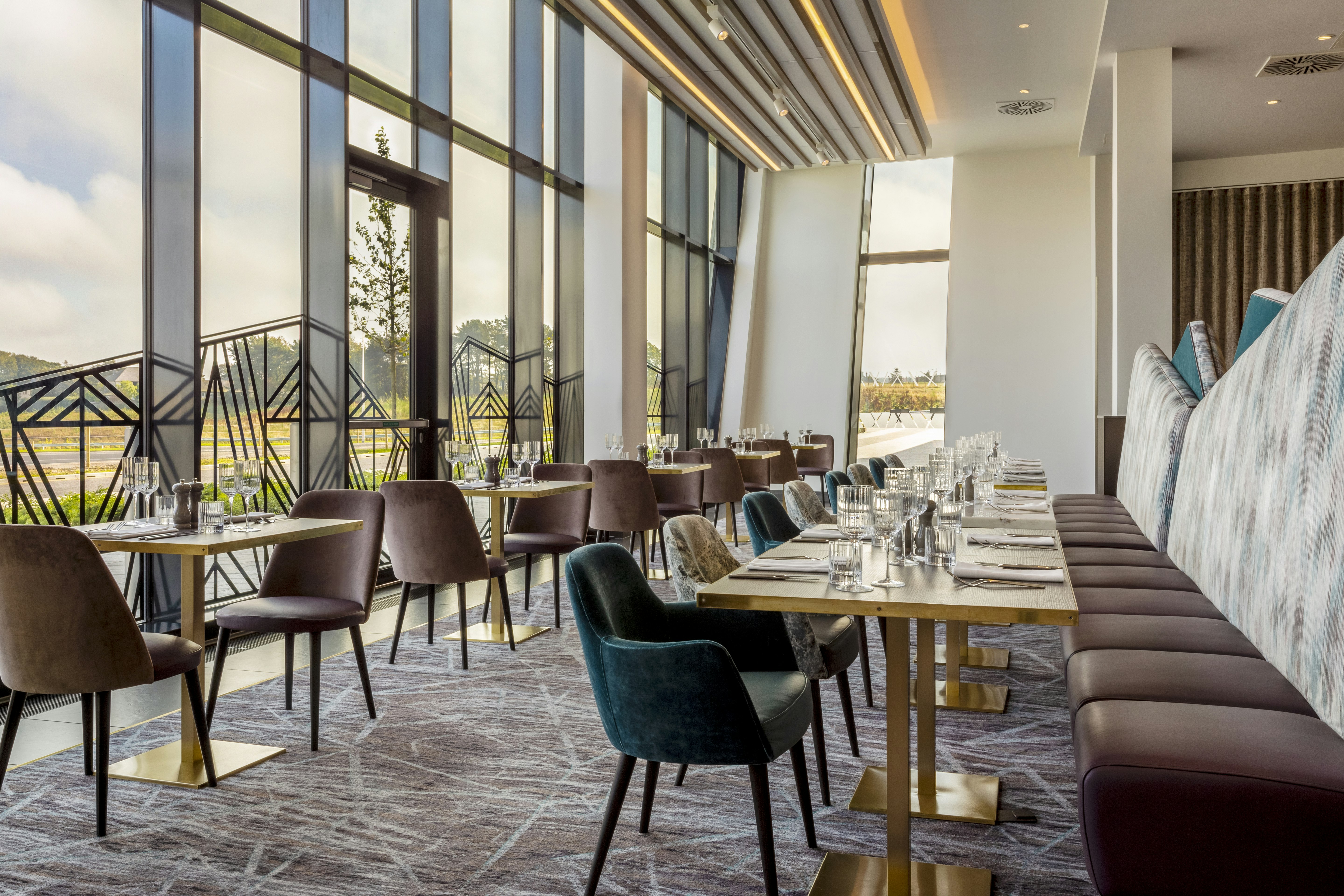 Hilton Aberdeen TECA 52/64
