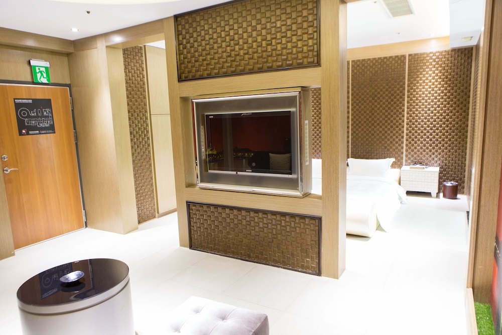 All-Ur Boutique Motel Kaohsiung Branch 100/100