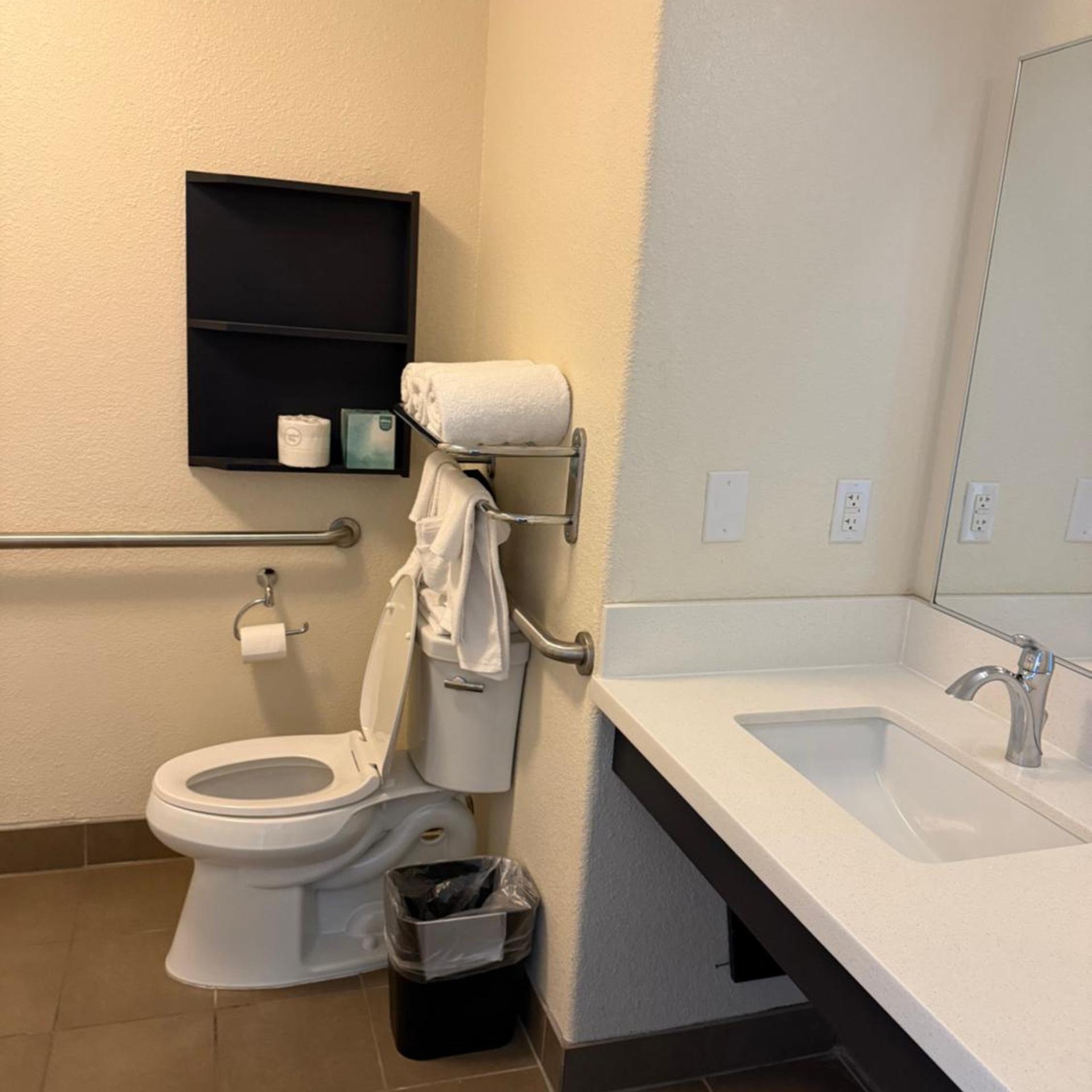 جناح بغرفة نوم واحدة، Candlewood Suites COTULLA 5/5
