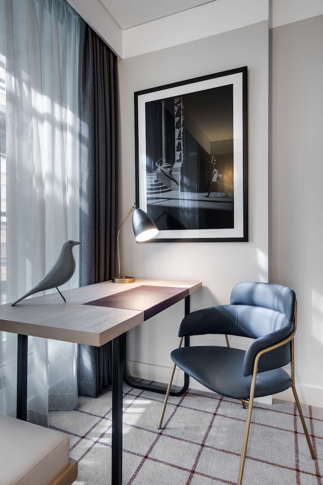 Vibe Hotel Sydney Darling Harbour 44/52