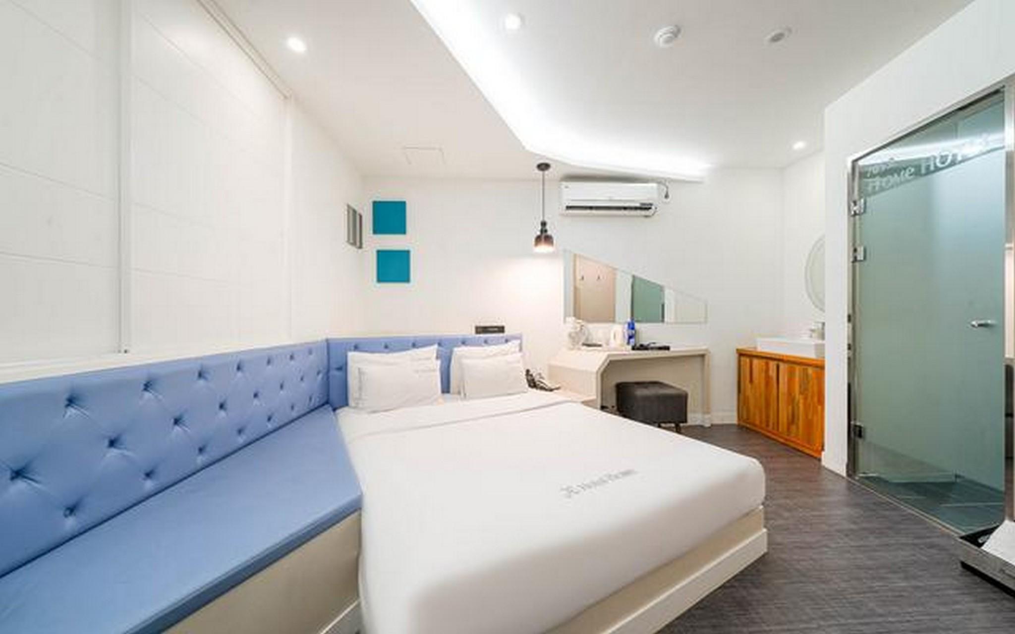 Deluxe, Double Bed, No Parking
