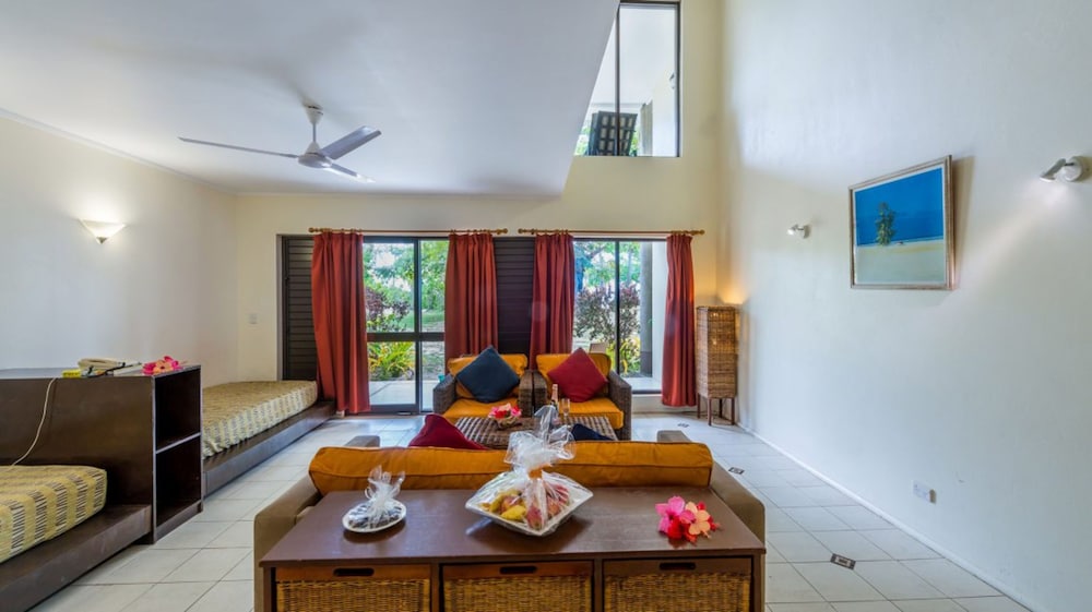 Mana Island Resort 47/78