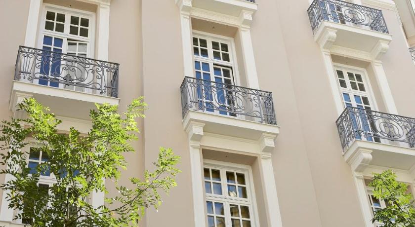 Excelsior Hotel 17/60