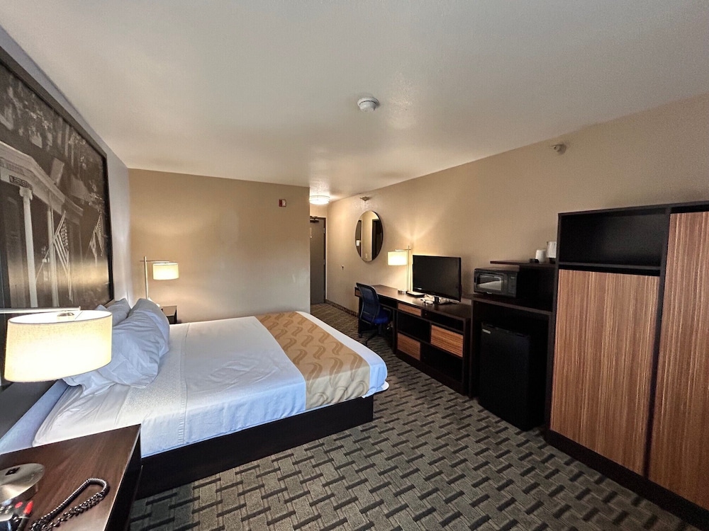 Super 8 By Wyndham Lynchburg Va 10/37