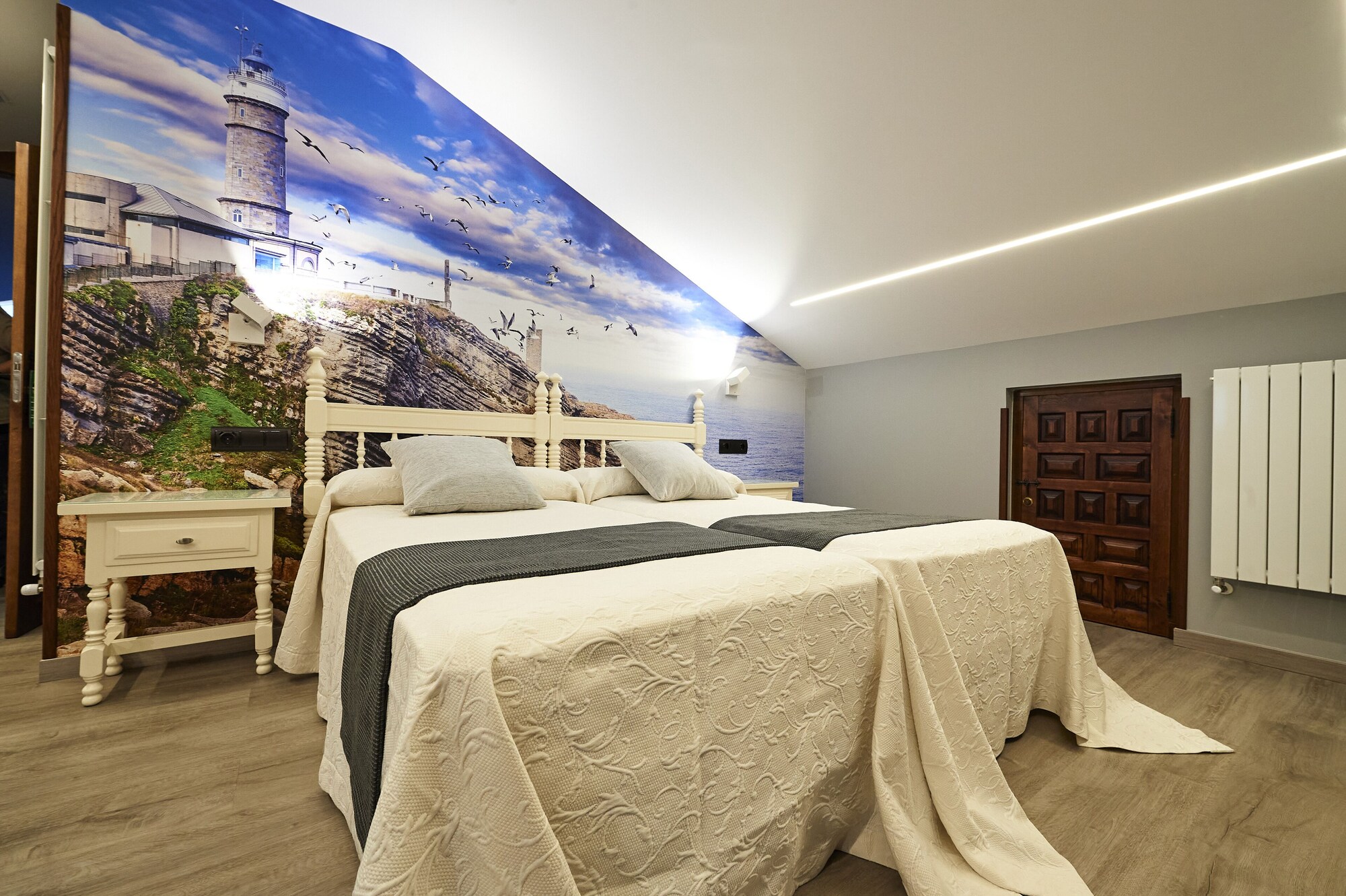 Superior, Double Bed, Balcony, Posada Araceli 4/6