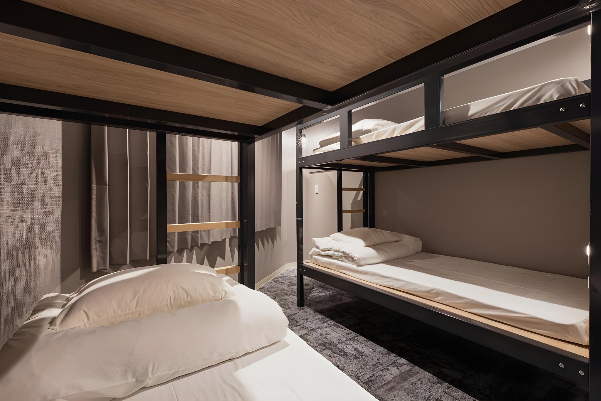 Private, 2 Bunk Beds, Shared Bathroom