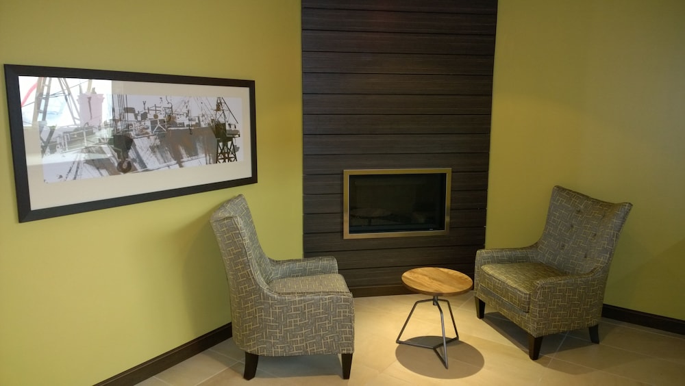 Pacific Inn 34/37