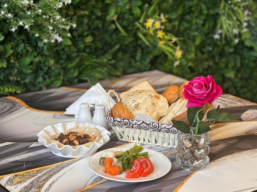 Al Mada Arabia Hotel 55/72