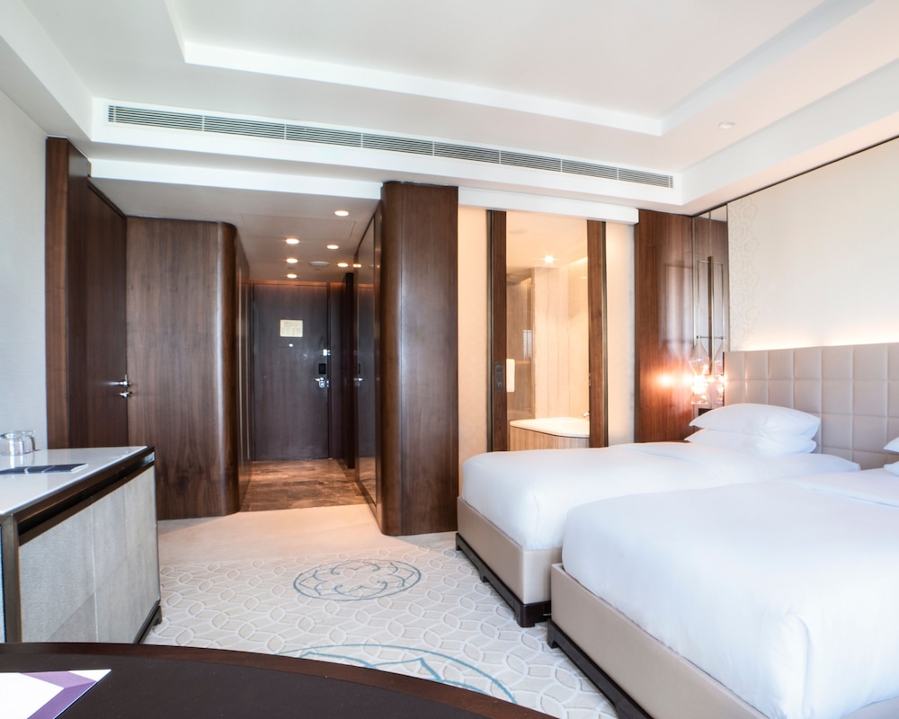 Hyatt Regency Istanbul Atakoy 16/80