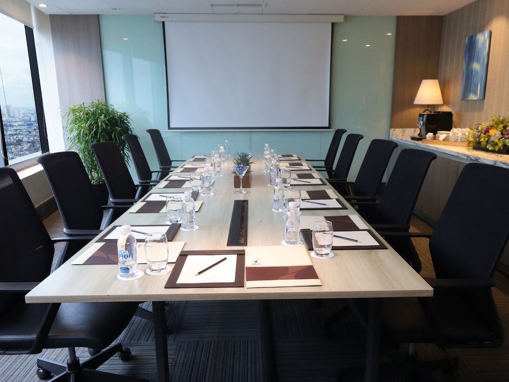 Seda Residences Makati 60/71
