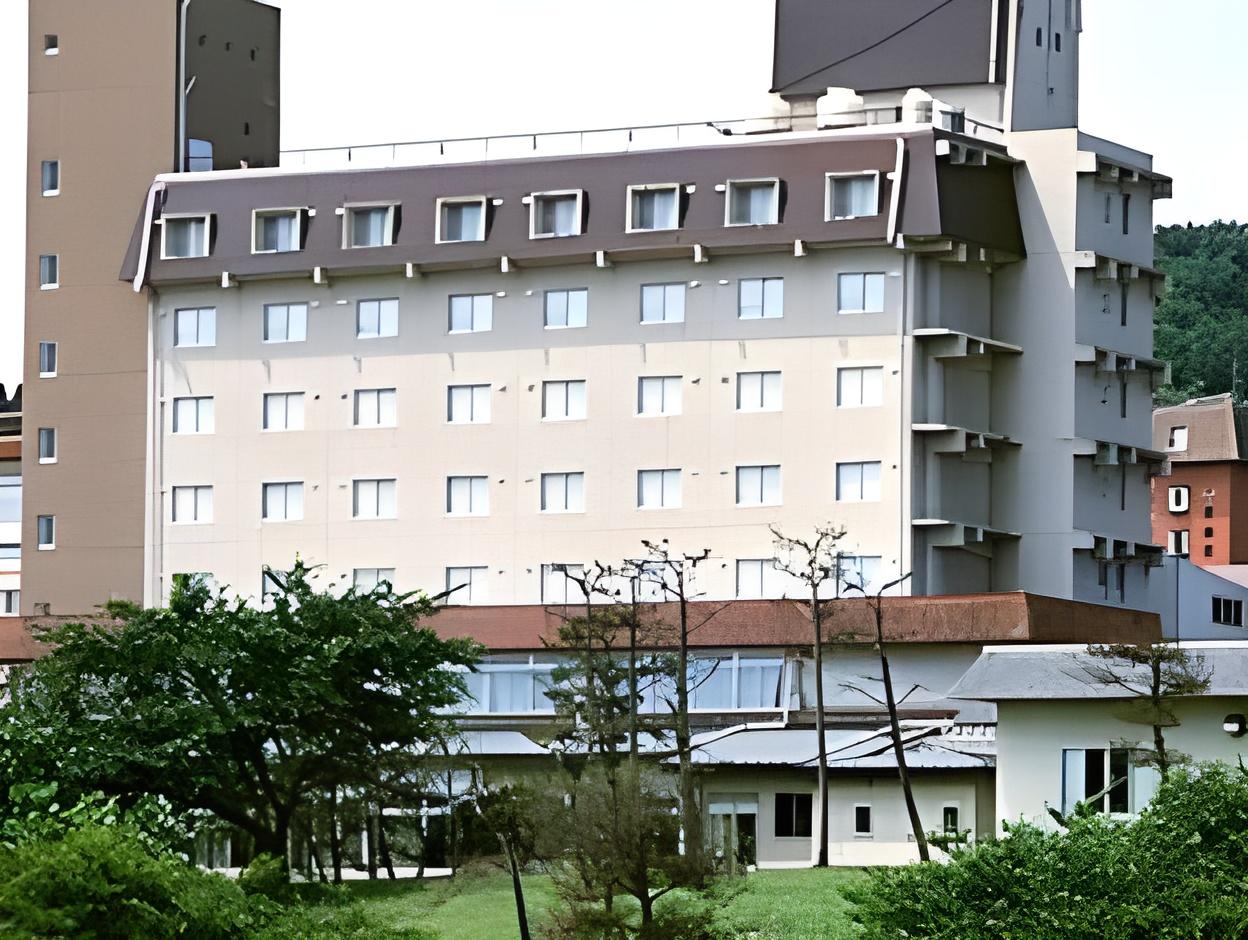Oga Hotel 1/24