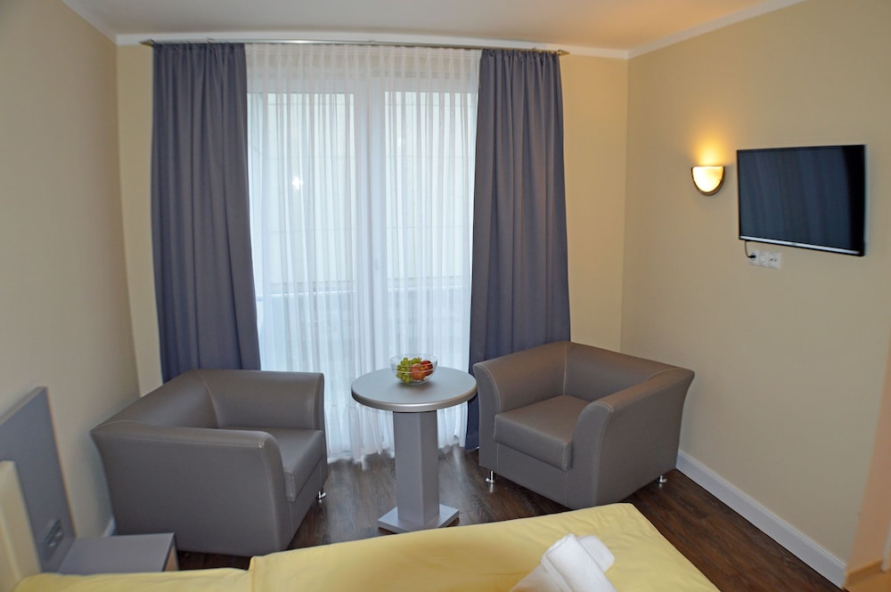Hotel Jeta 35/50