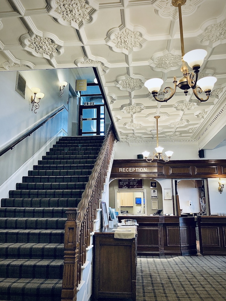 The Clarendon Hotel 39/39
