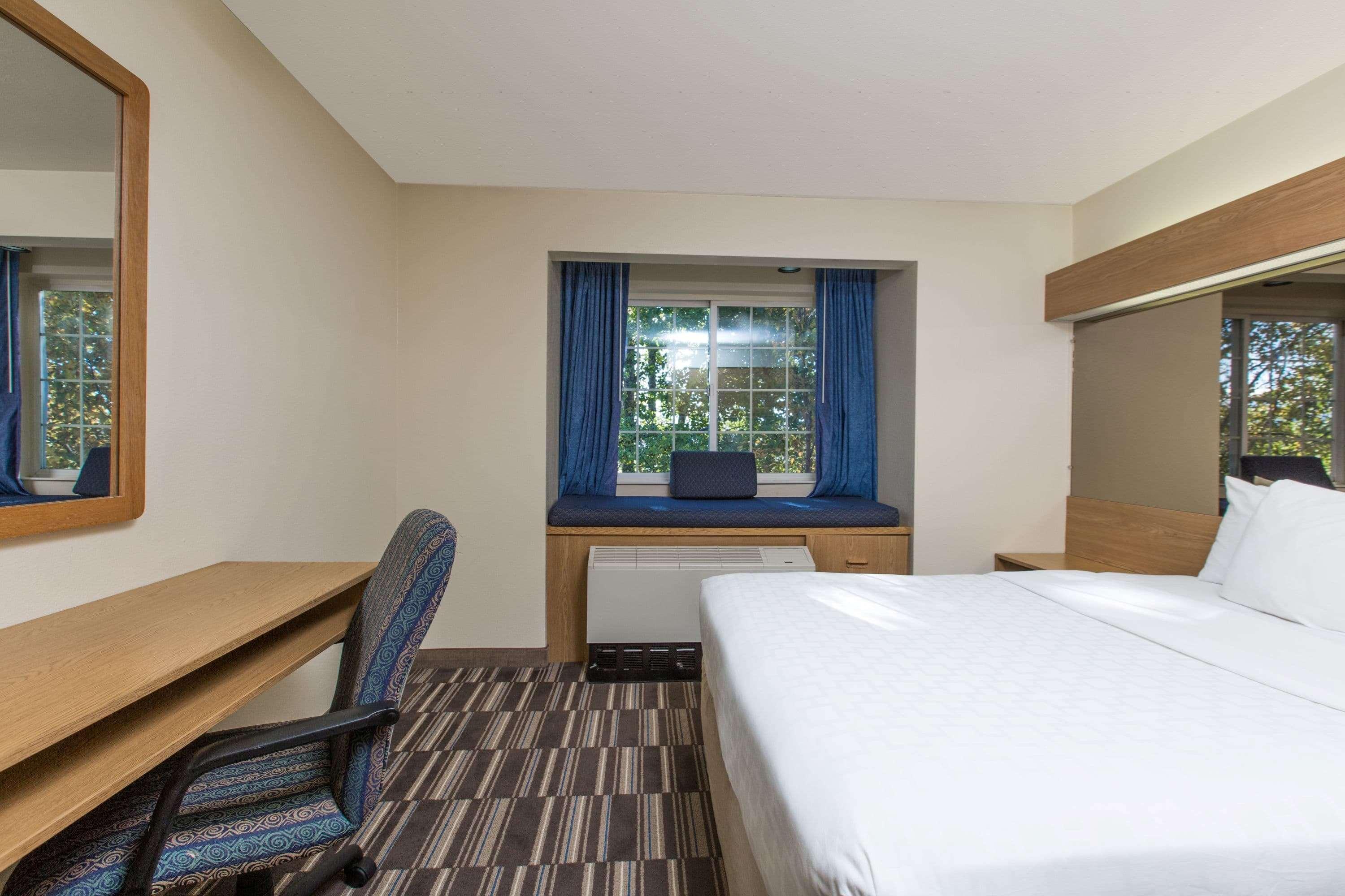 جناح بسرير كوين لذوي الإعاقة