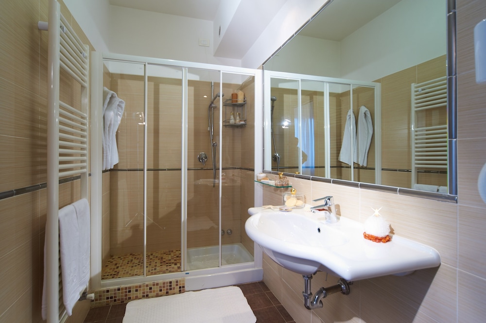 Hotel Sirio 43/44