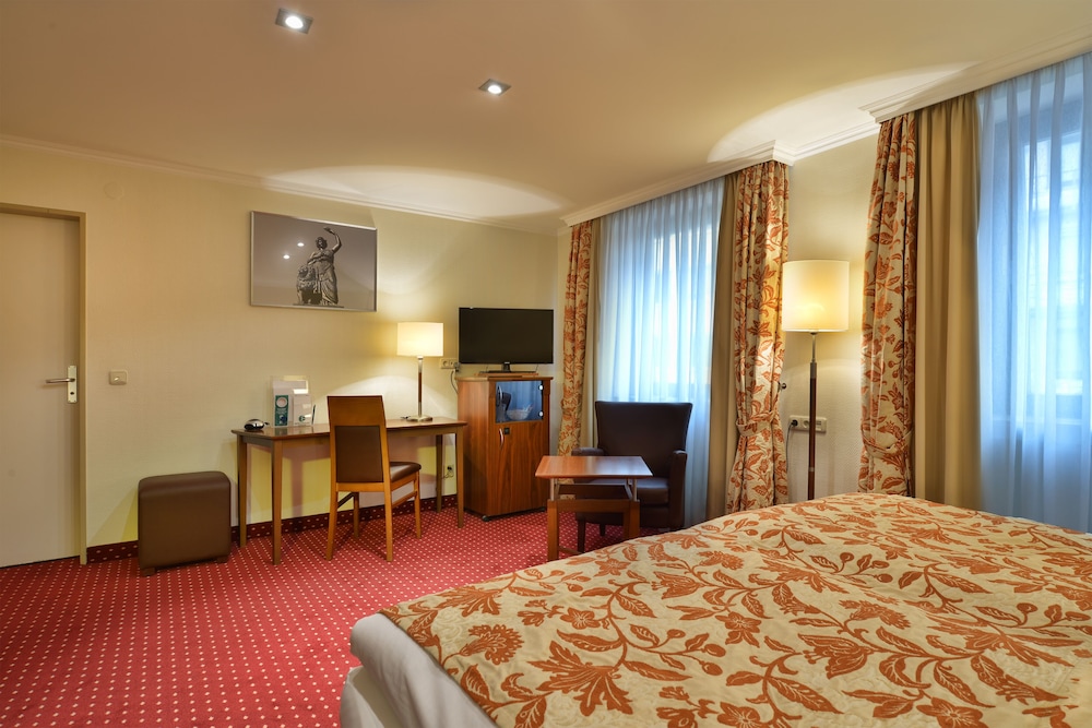 Hotel Europaischer Hof - Adults Only 10/69