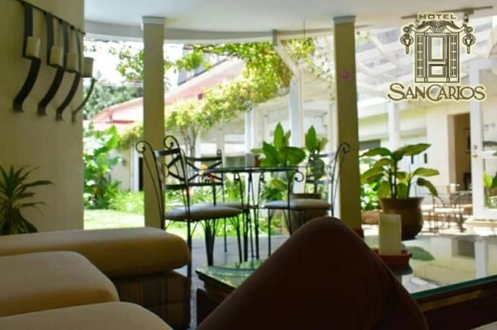 HOTEL SAN CARLOS 70/85