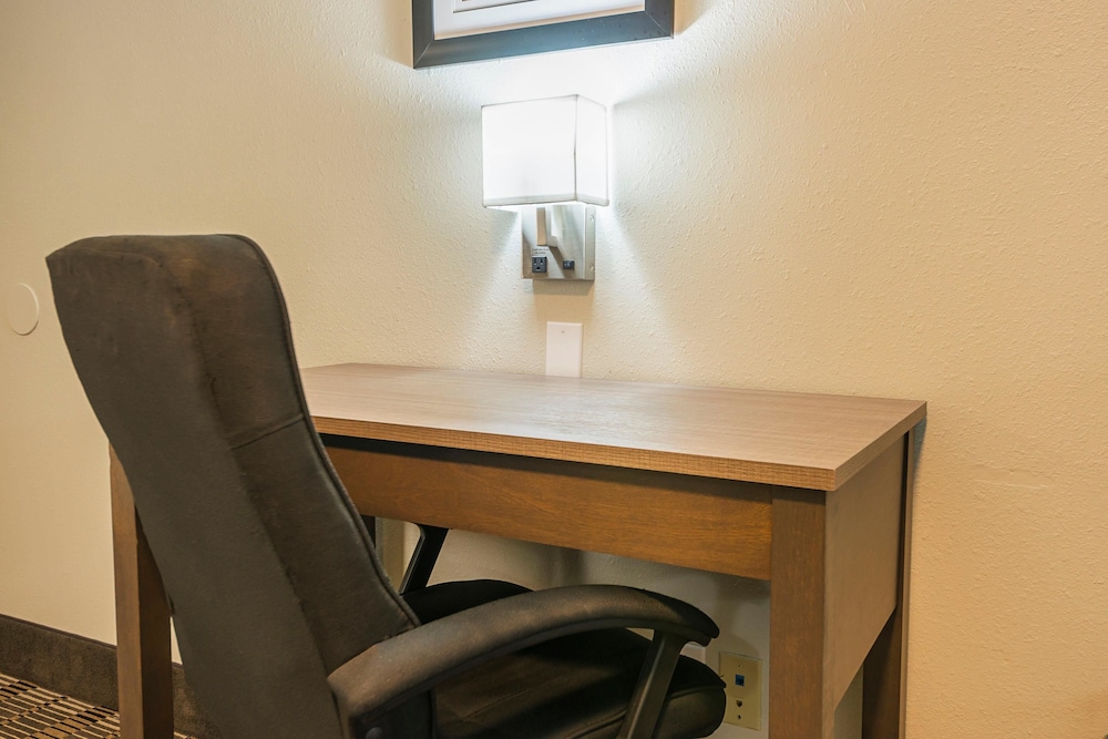 Quality Inn Deridder, LA 33/38