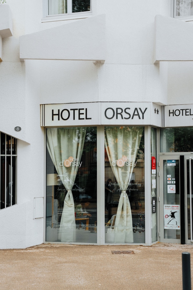 Hotel D'Orsay 1/42