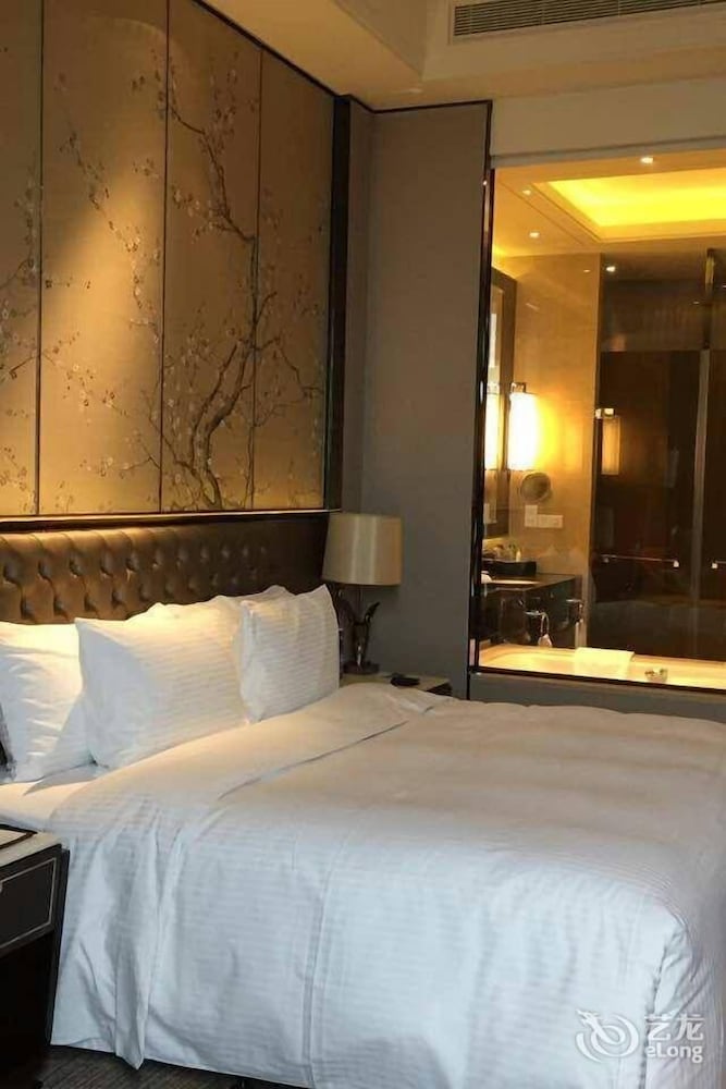 Wanda Realm Nanjing 12/50