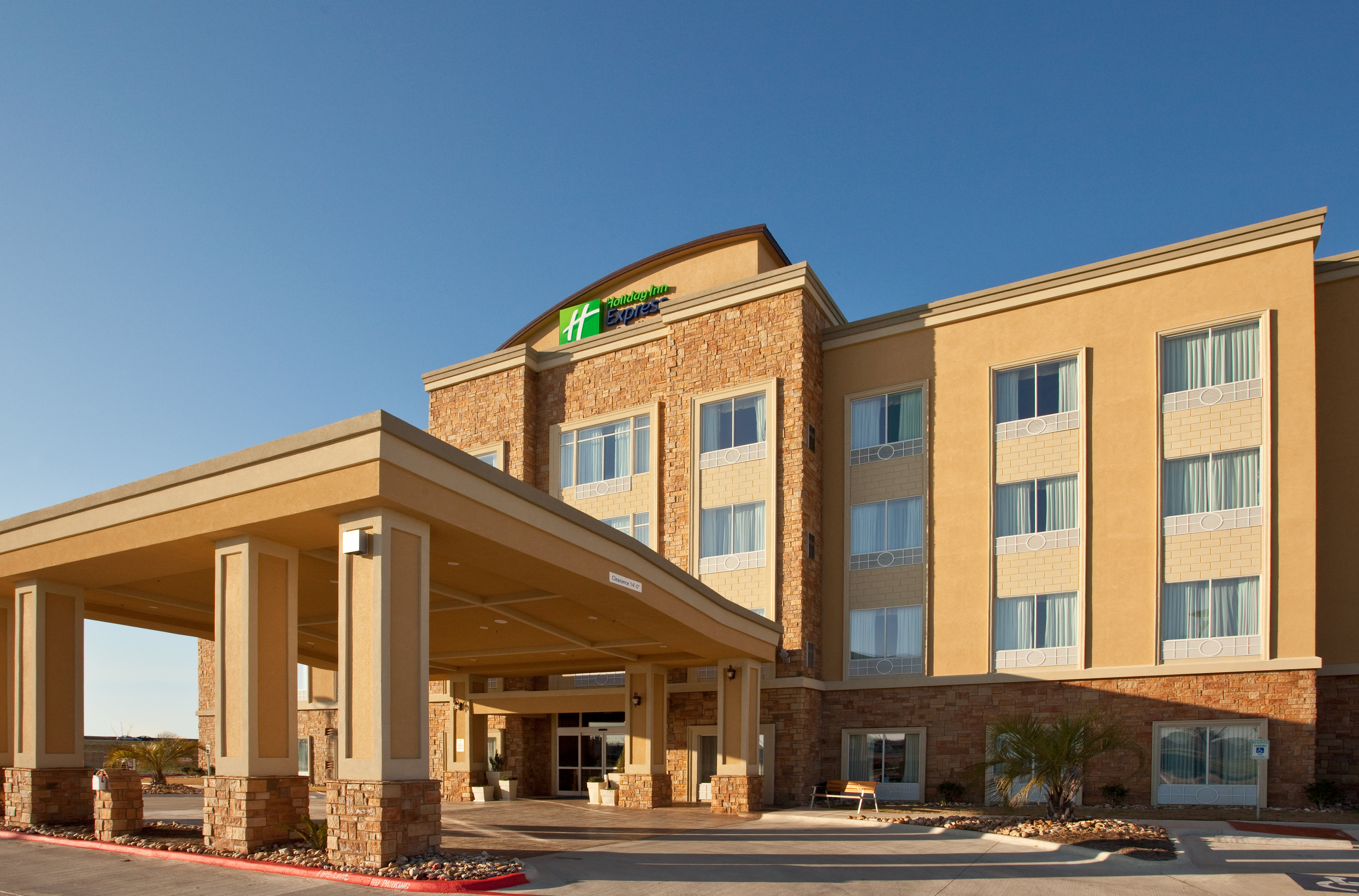 Holiday Inn Express Hotel And Suites Austin South Buda 28/29