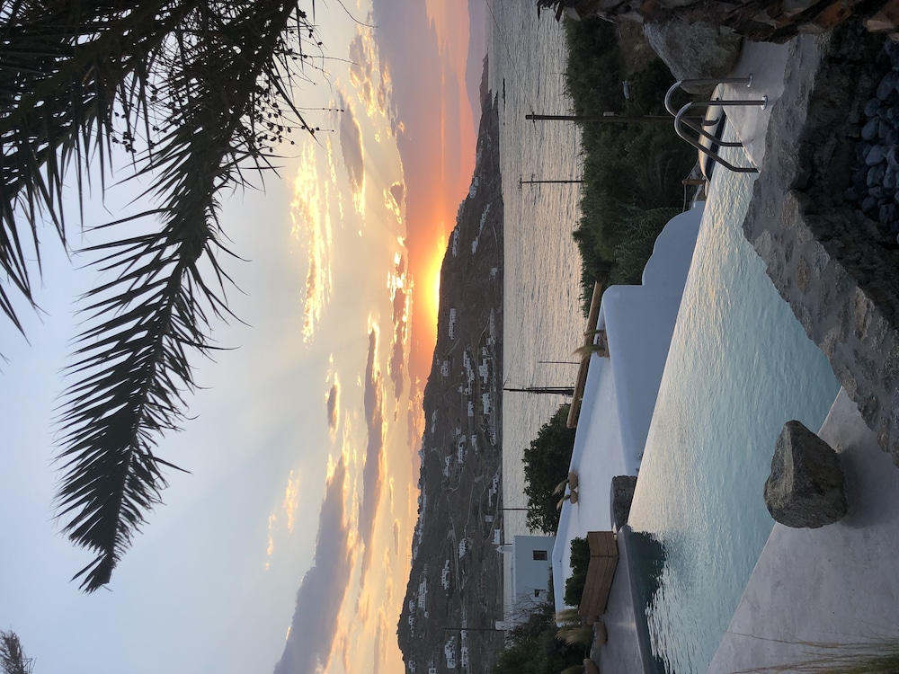Aelia Mykonos 35/50