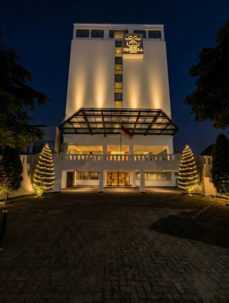 Sintesa Peninsula Hotel 6/60