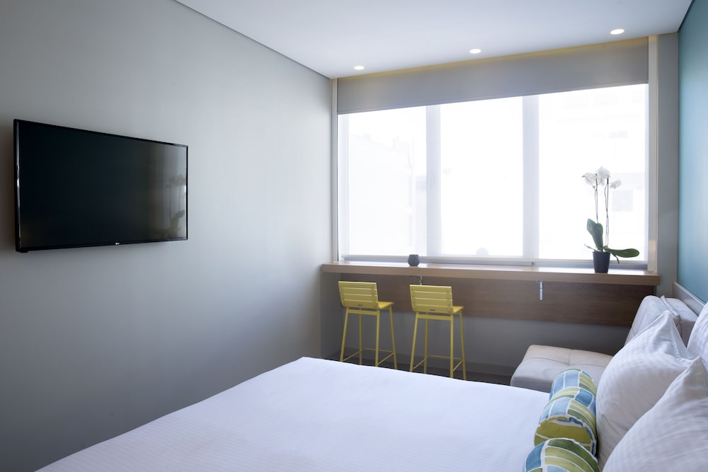 Athenaeum K 29 Hotel 18/79