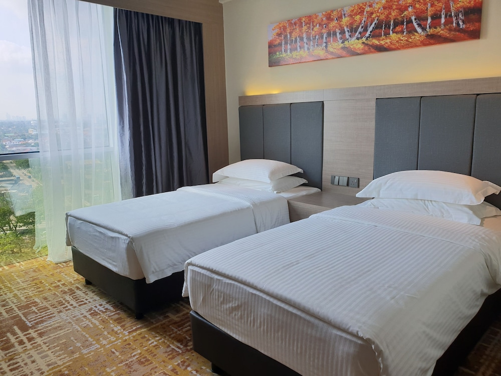 Ksl Hot Spring Resort 9/60