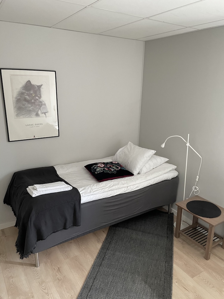 City, Apartment, 5 Beds 4/5